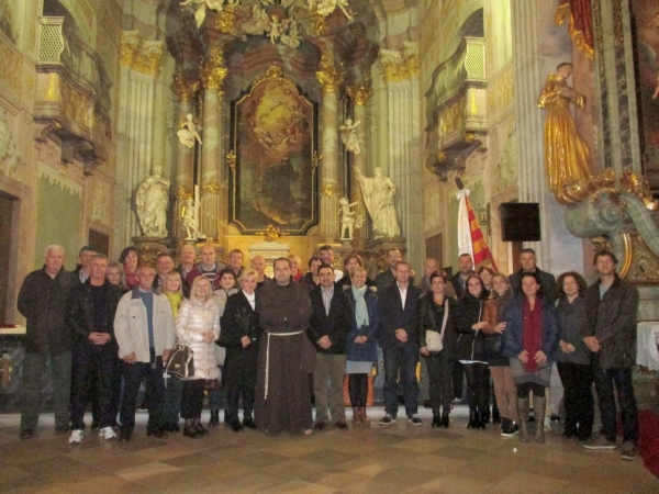 SVETA MISA U BUDIMPE&Scaron;TI 8.11.2015.